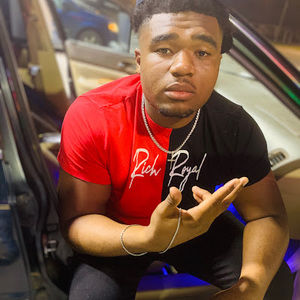 Meet your Posher, Zach